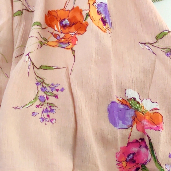 🆕🌿POL BOUTIQUE FLORAL TOP🌿 - Picture 3 of 10